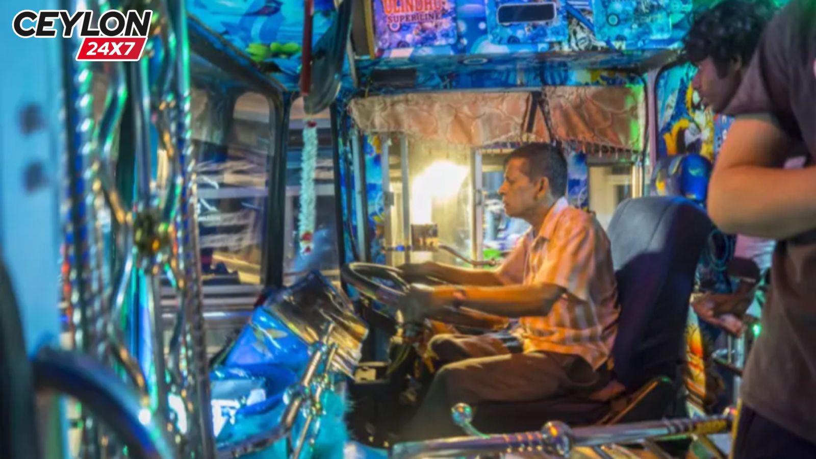 Clean Sri Lanka රථවාහන මෙහෙයුමෙන් බස් රථවල තොරොම්බල් ගලවයි !