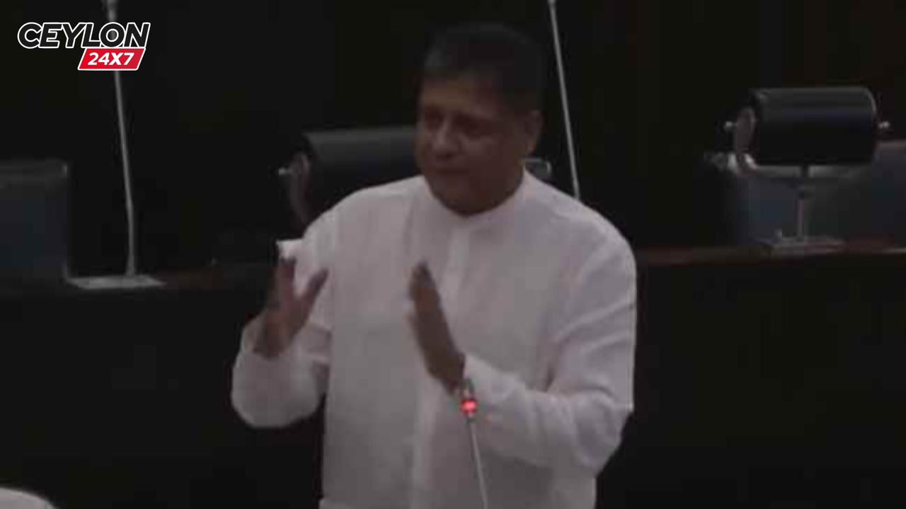 දිලිත්ට මල පනී ! මම ප්රශස්ත මාධ්යකරණයක නිරත වුණු මාධ්ය හිමිකරුවෙක්,ඒ ගෞරවය මට දෙන්න – දිලිත් ජයවීර