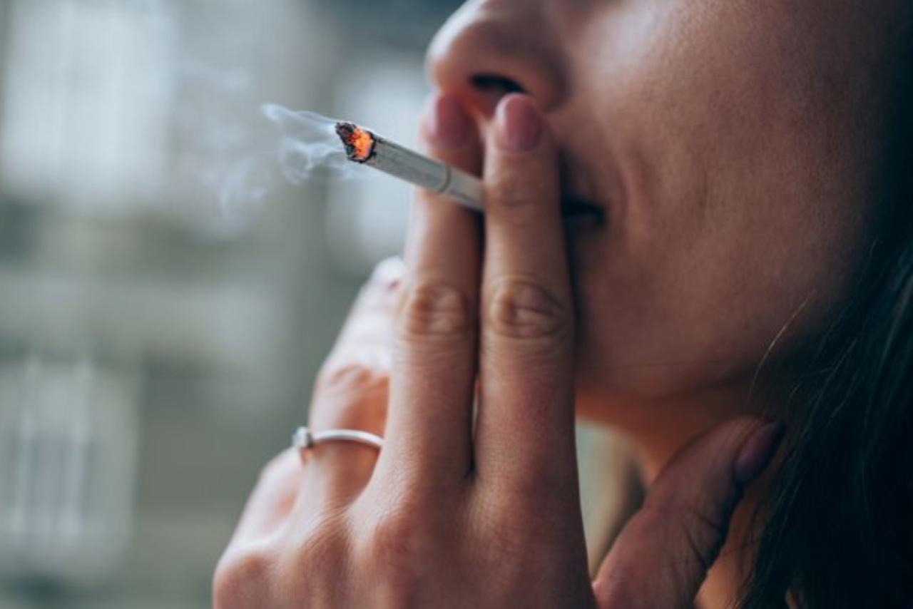 පිරිමි ළමයි හොඳ වෙද්දි ගැහැනු ළමයි නරක් වෙලා… කාන්තා පාර්ශ්වය දුම් පානය කිරීම වැඩි වෙලා..