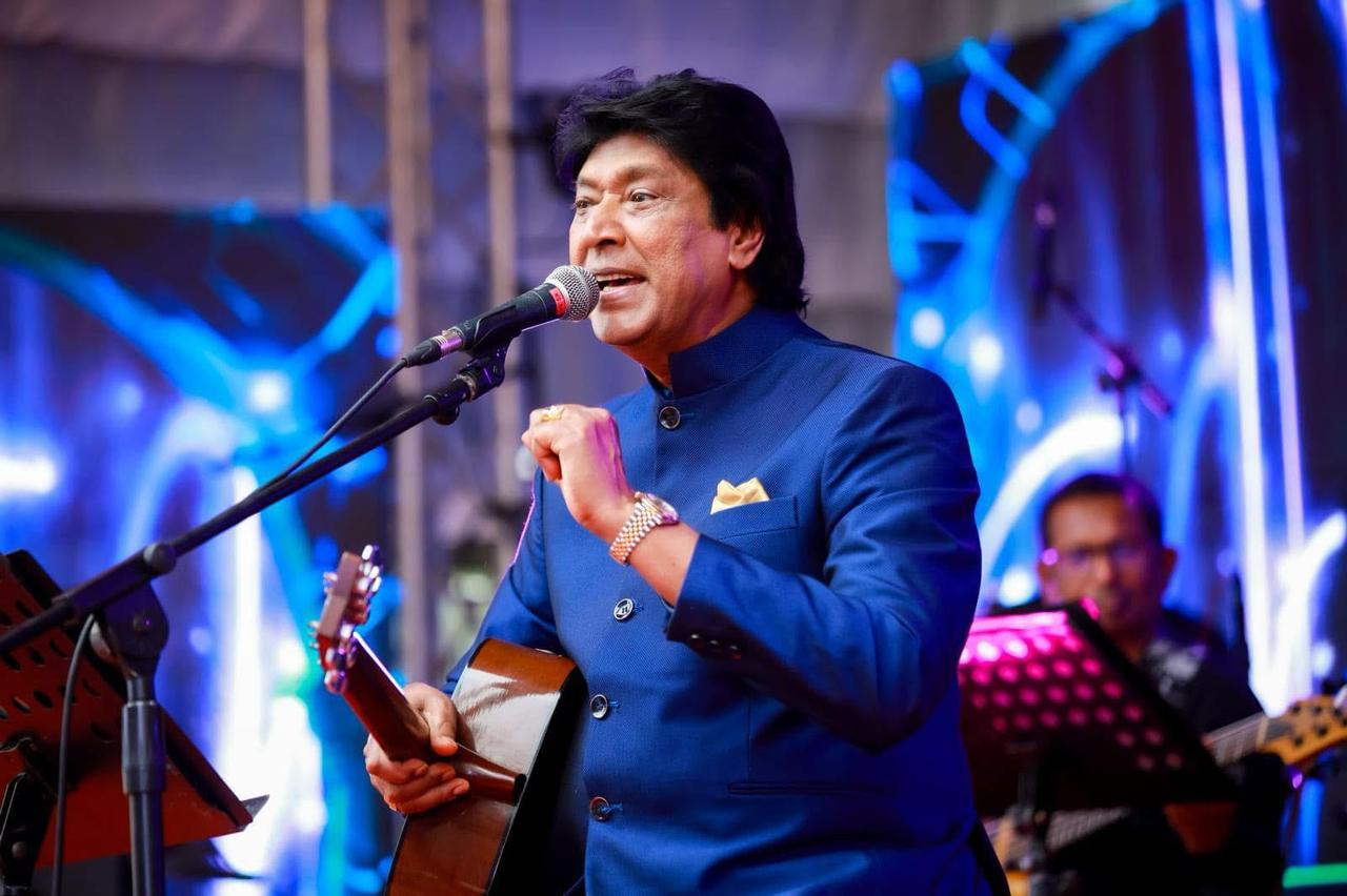 ඒ ඇමතුව ව්යාජ එකක්… රැවටෙන්න එපා… රටම දන්න ආදරණීය ගායන ශිල්පියාගෙන් රසිකයින්ට විශේෂ පණිවිඩයක්..