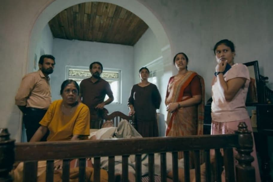 මොකද්ද මේ දවස්වල හැමෝම කතා කරන නෙළුම් කුළුණේ කතාව… මෙන්න ඒ ගැන…