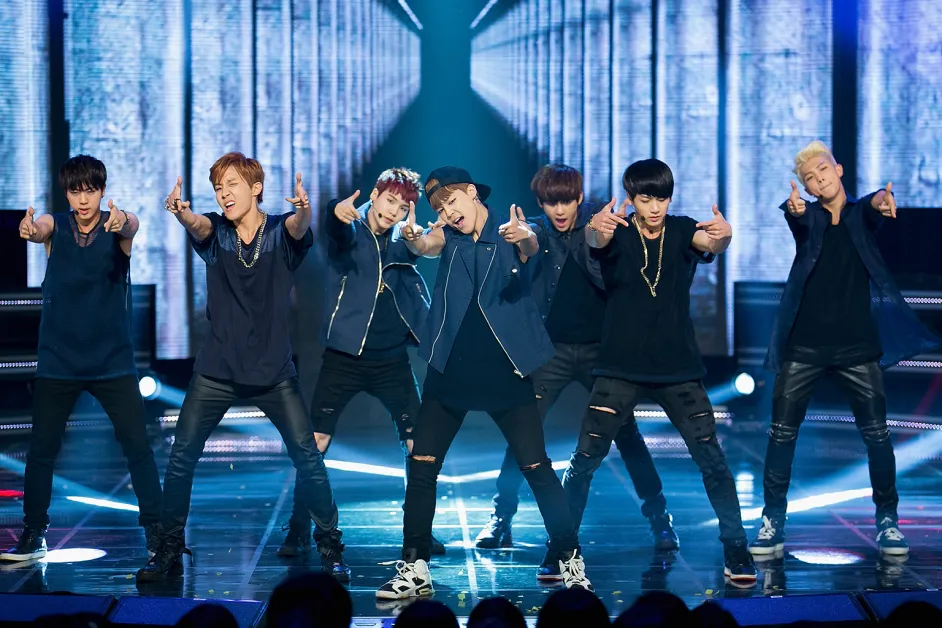 වසර 4 කට පසු යළි පැමිණි BTS සංගීත කණ්ඩායම..!